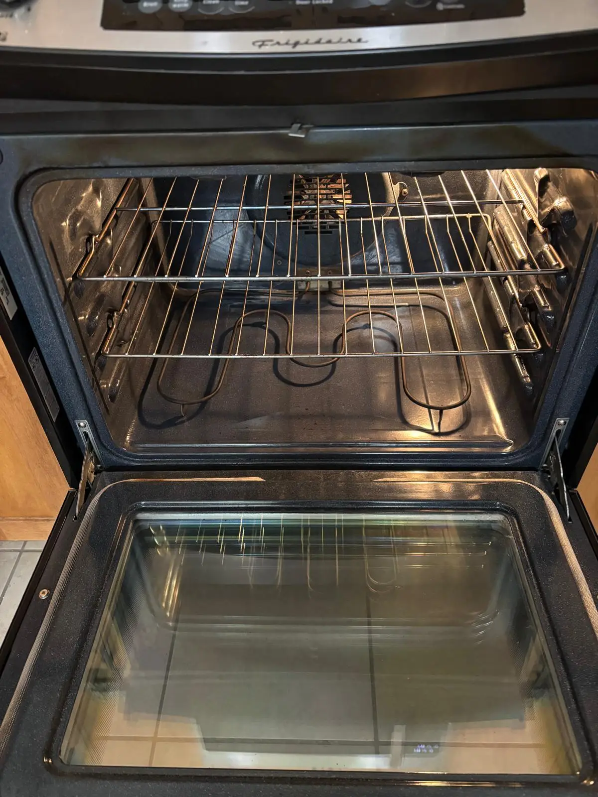 Clean oven interior